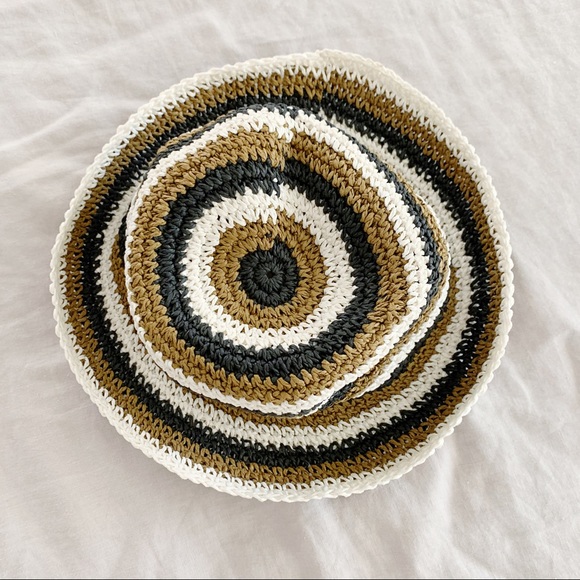 ‼️SOLD on Depop‼️Vintage floppy bucket hat - Picture 6 of 7